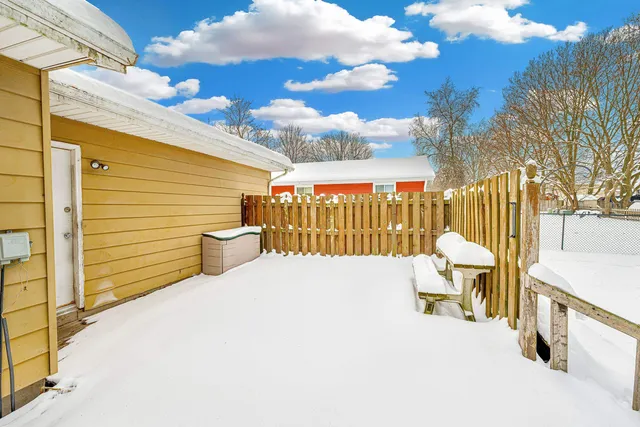 $325,000 | 195 Ash Street, Oregon, WI 53575