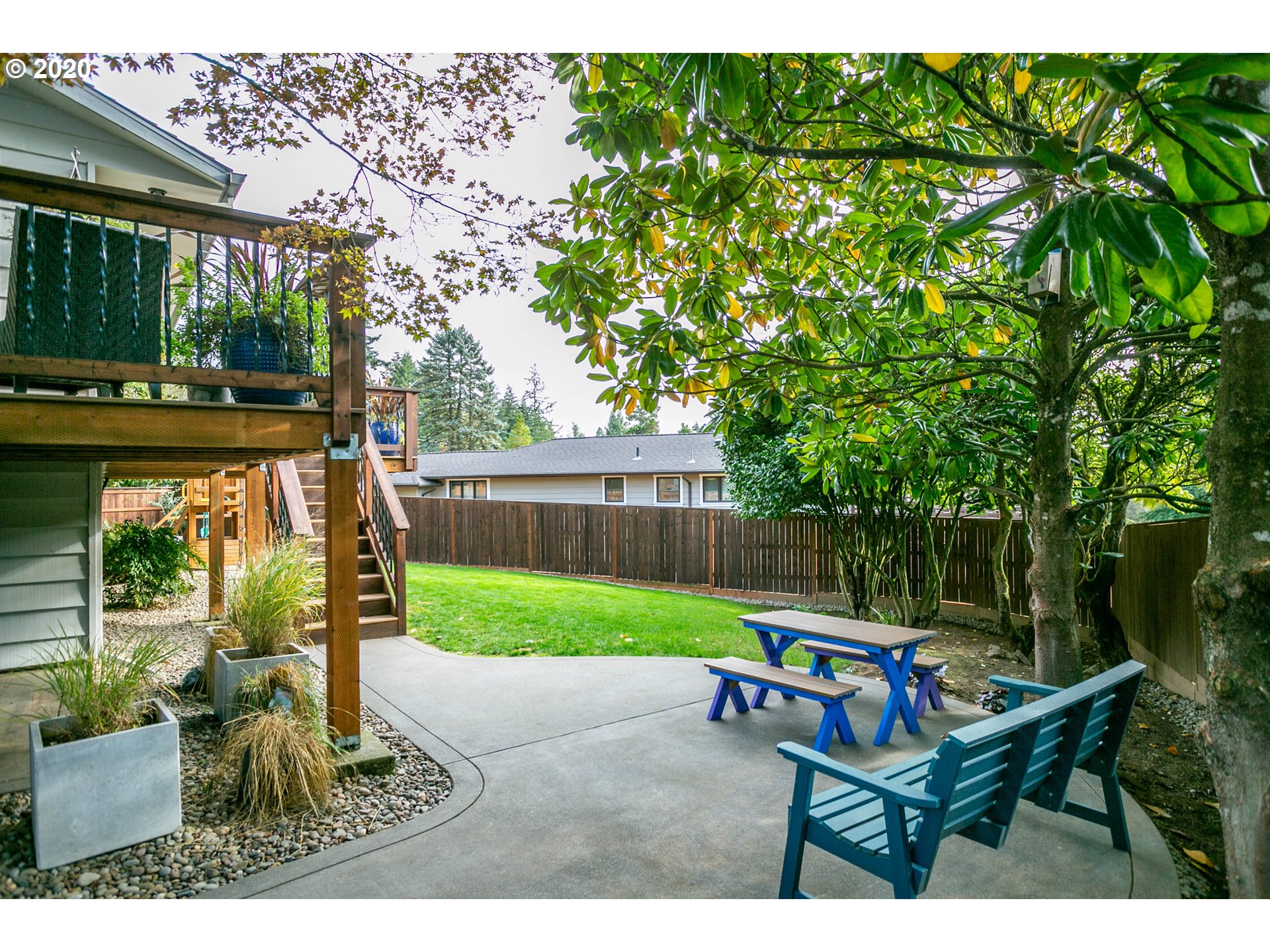 1102 Southwest Stephenson Street Portland, OR 97219 - Photo 29 of 32