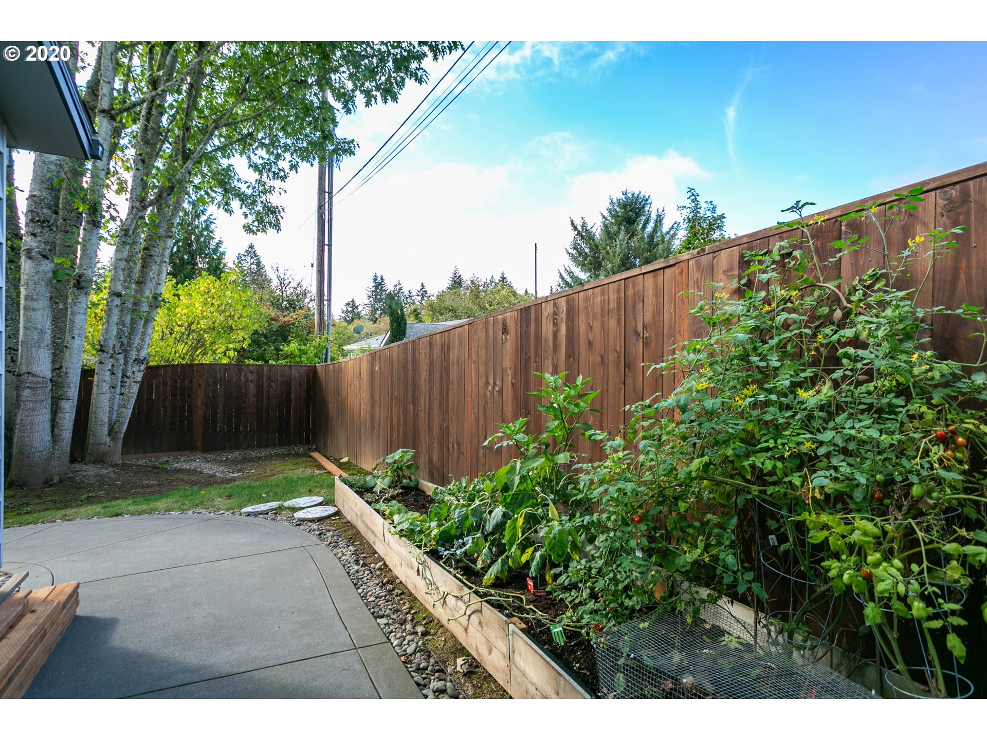 1102 Southwest Stephenson Street Portland, OR 97219 - Photo 30 of 32