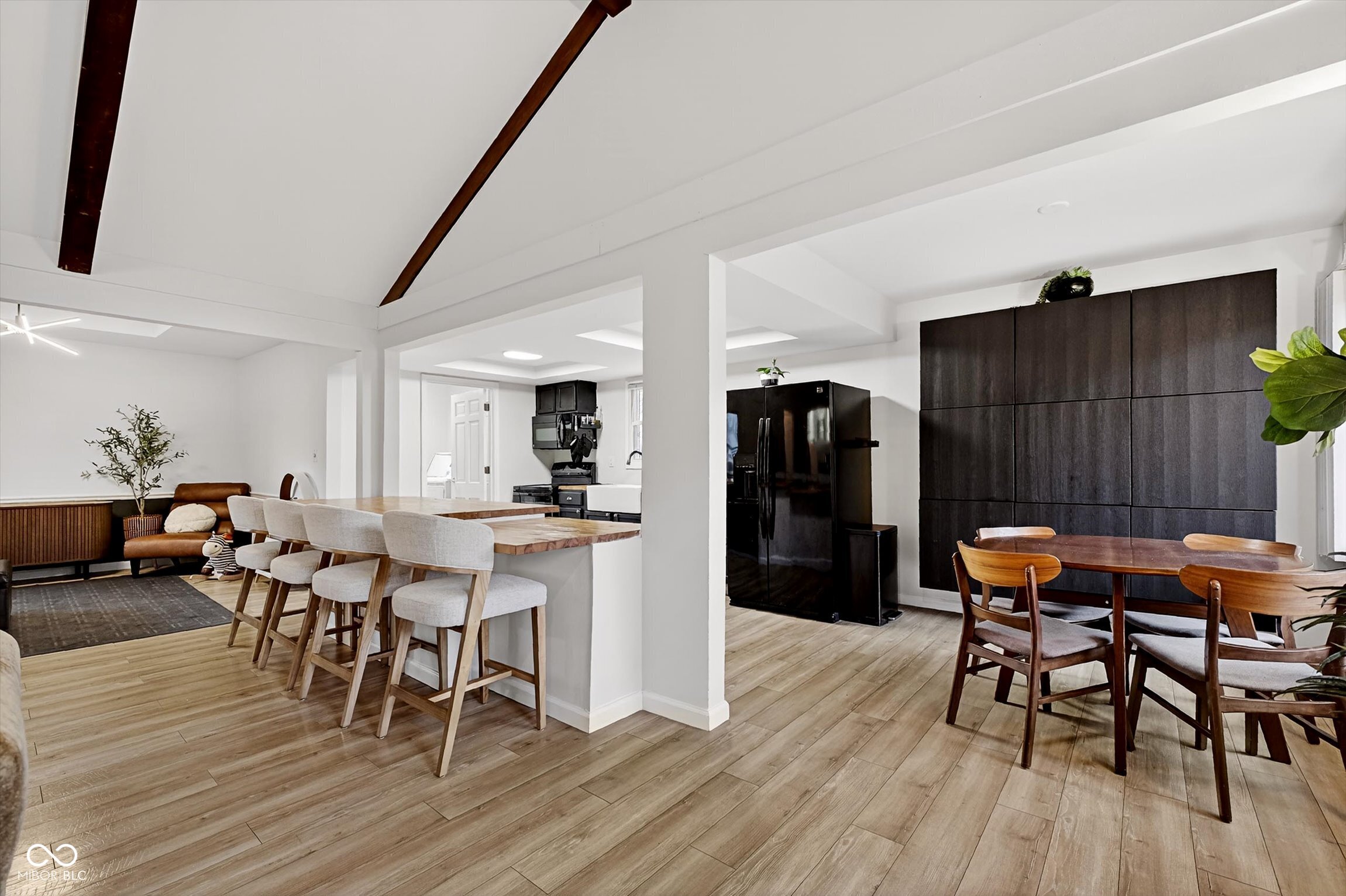 220 Heady Lane Fishers, IN 46038 - Photo 11 of 29