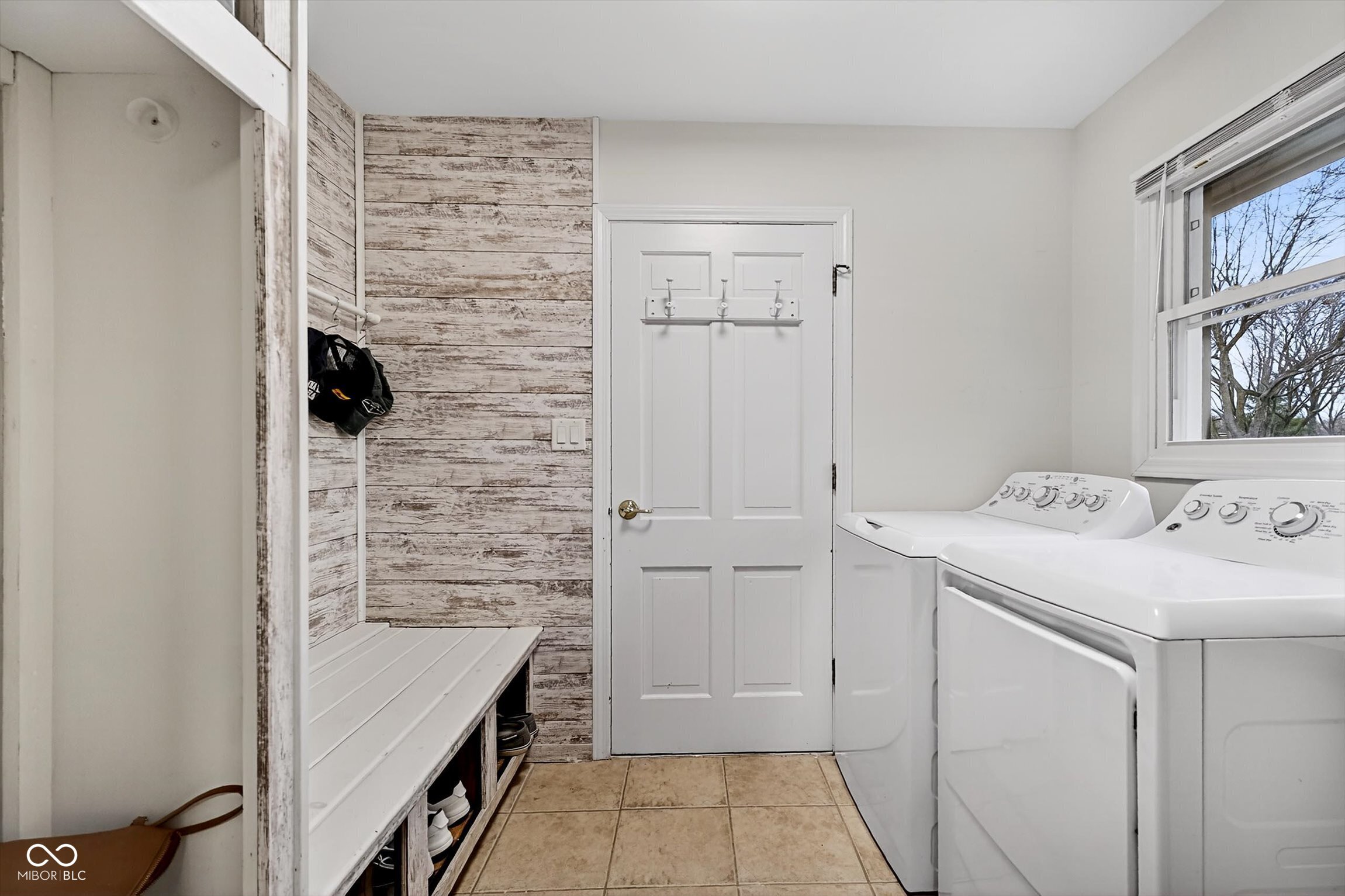 220 Heady Lane Fishers, IN 46038 - Photo 14 of 29