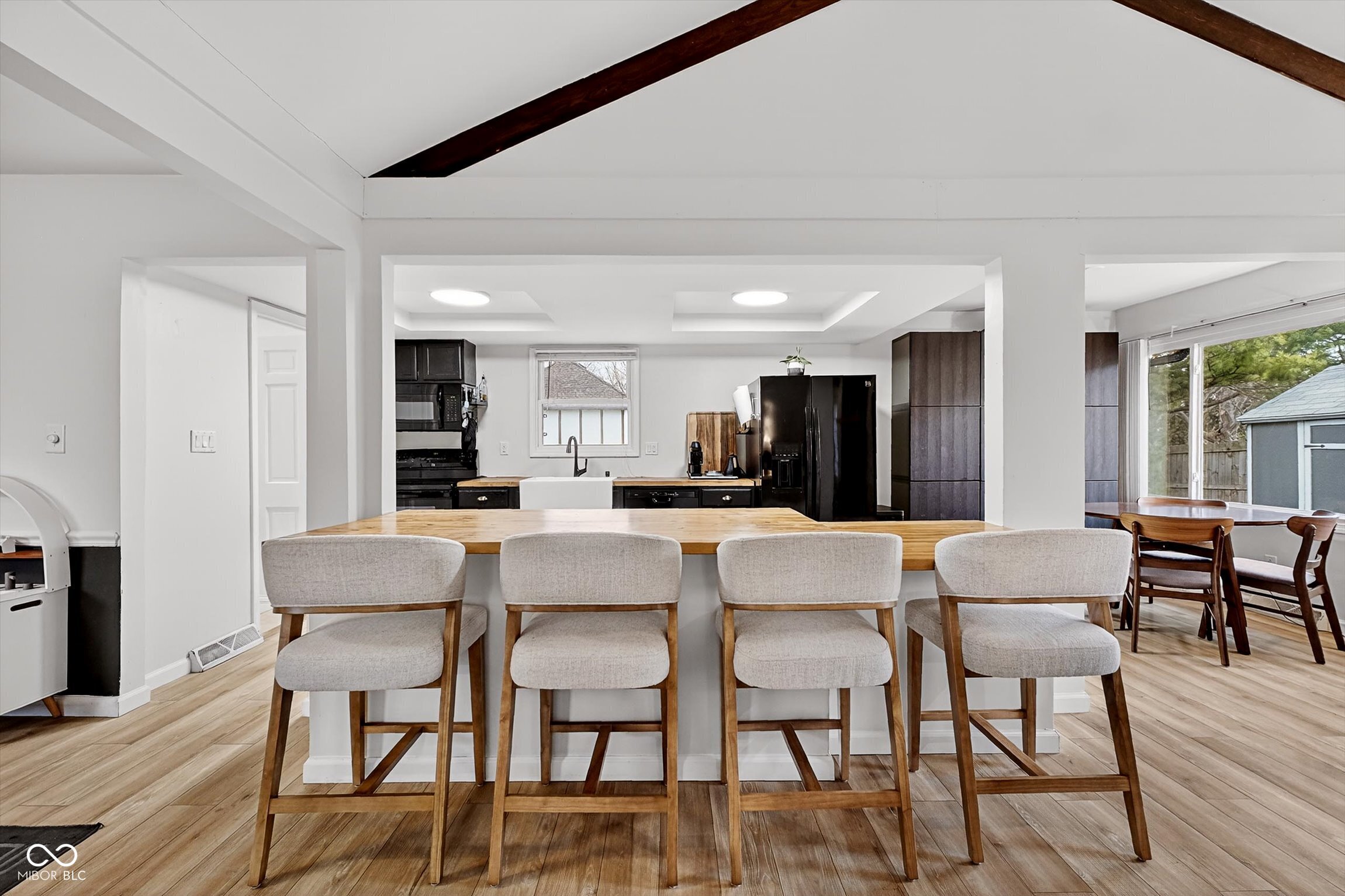 220 Heady Lane Fishers, IN 46038 - Photo 7 of 29