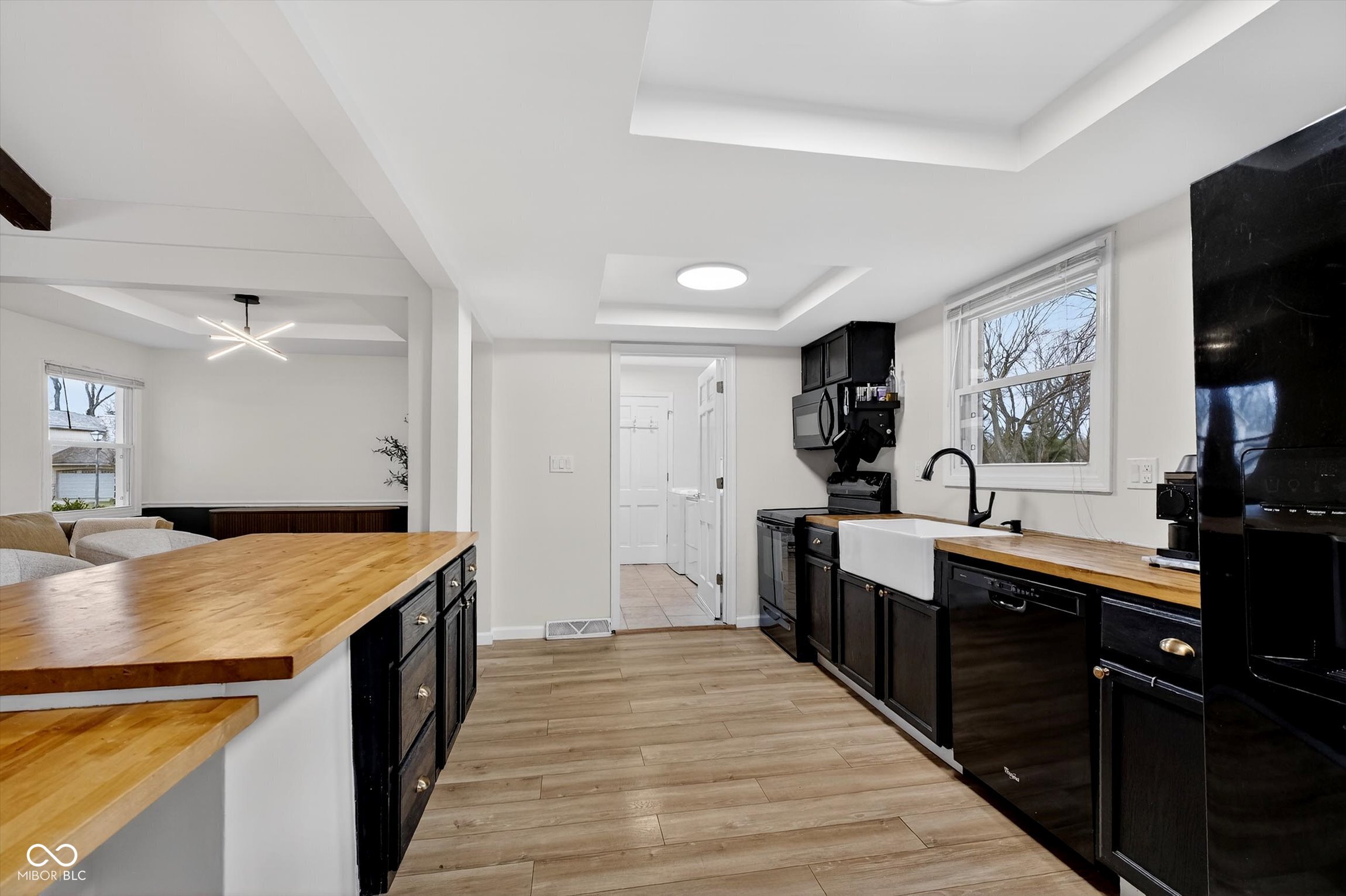 220 Heady Lane Fishers, IN 46038 - Photo 9 of 29