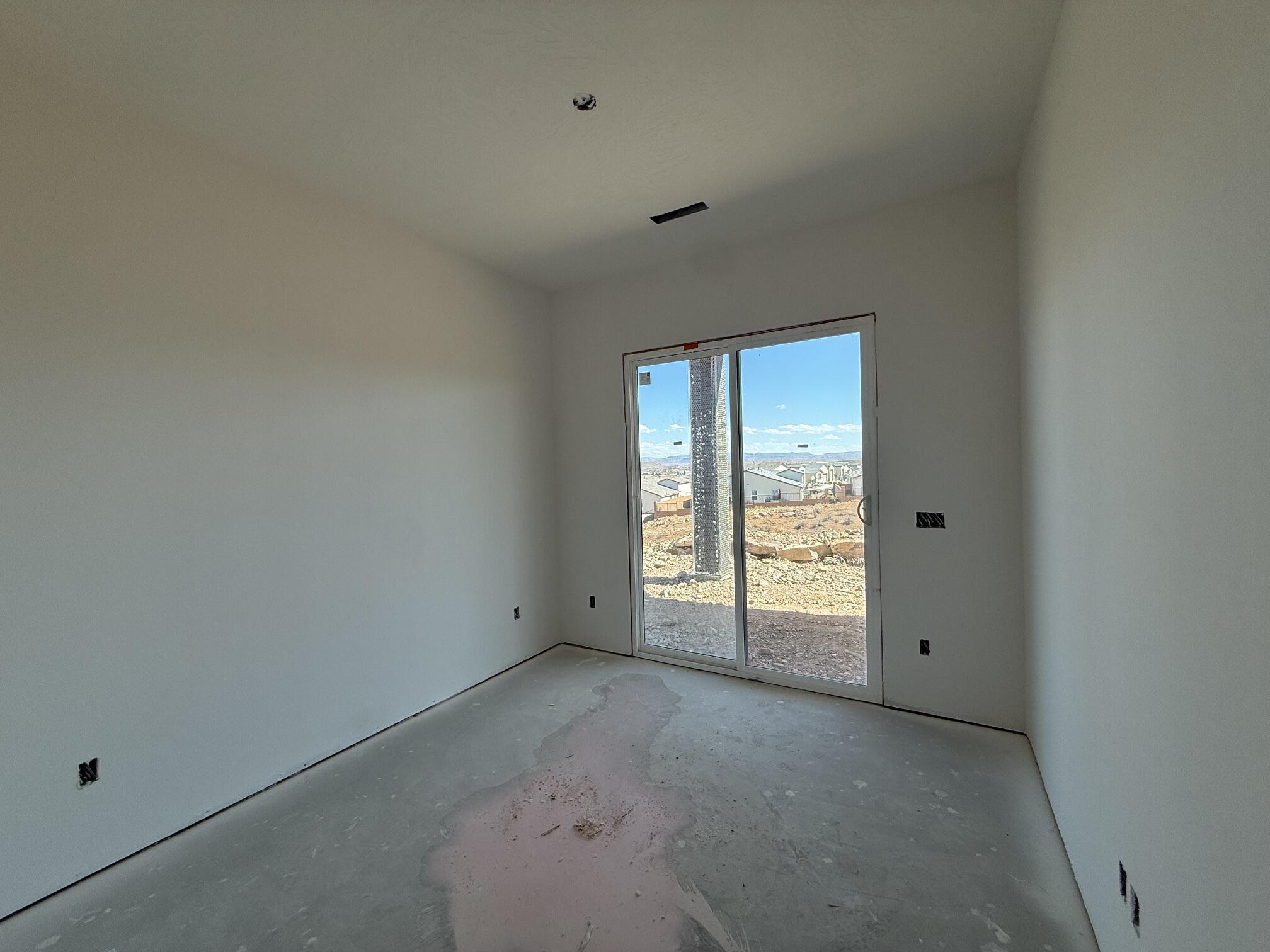 499 South Appian Way St. George, UT 84770 - Photo 10 of 25 IMG_6931