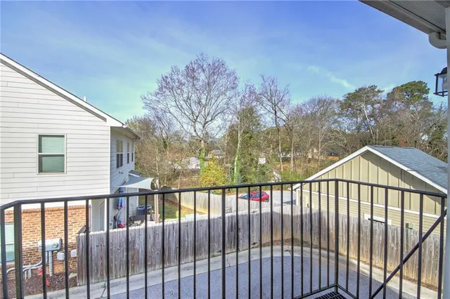 $2,250 | 2042 Bolton Road Northwest, Atlanta, GA 30318