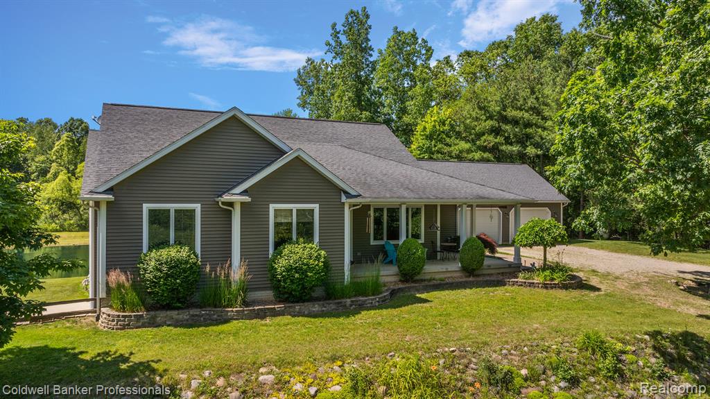 3769 Scholtz Road Lapeer, MI 48446 - Photo 3 of 46