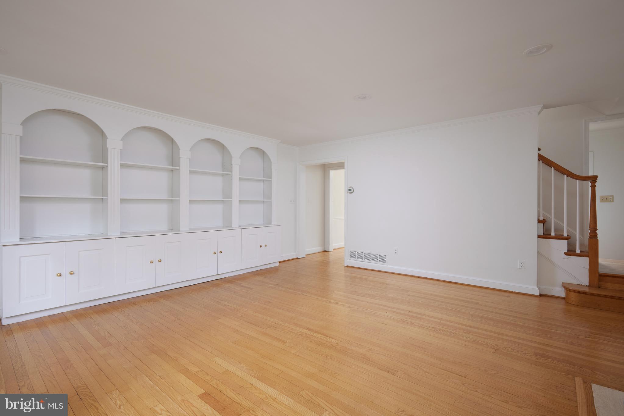 3057 Q Street Northwest Washington, DC 20007 - Photo 19 of 52 Living Room