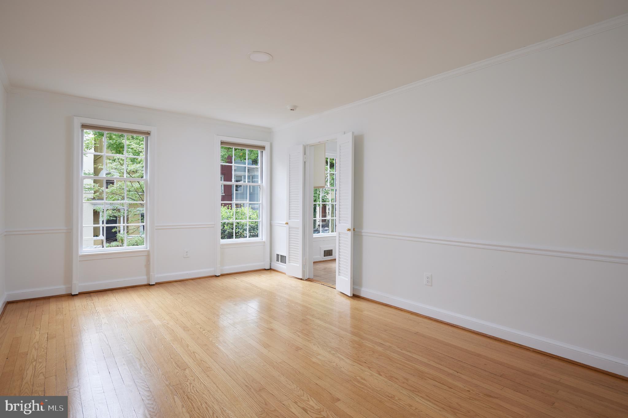 3057 Q Street Northwest Washington, DC 20007 - Photo 9 of 52 Dining Room