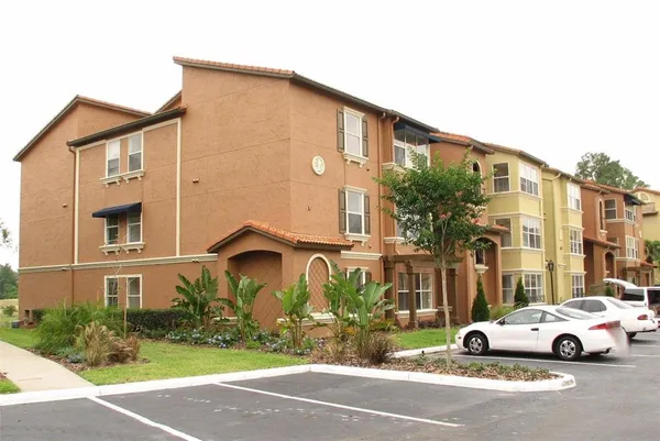 $1,680 | 5160 Conroy Road, Unit 1422, Orlando, FL 32811