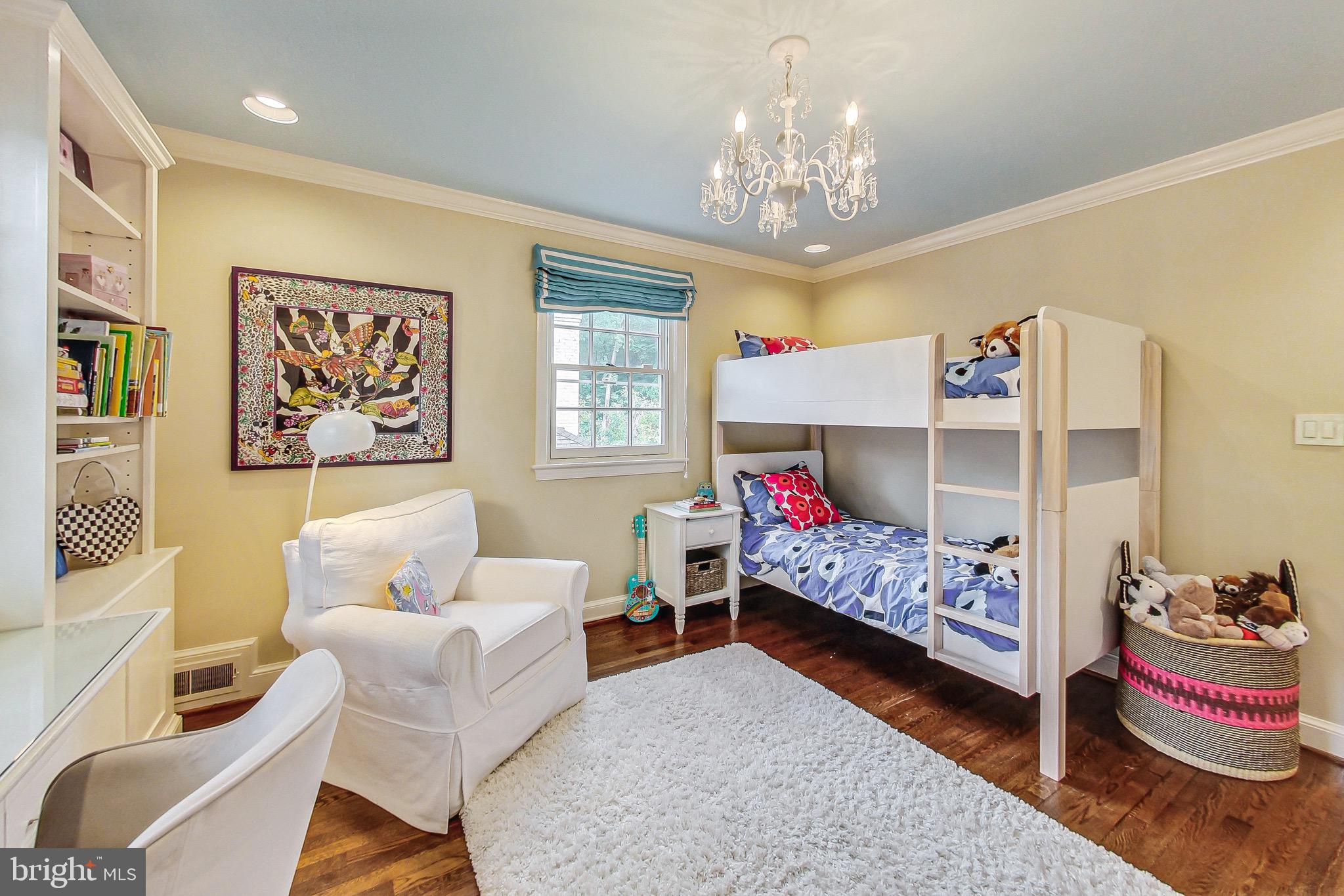 4831 Calvert Street Northwest Washington, DC 20007 - Photo 28 of 44