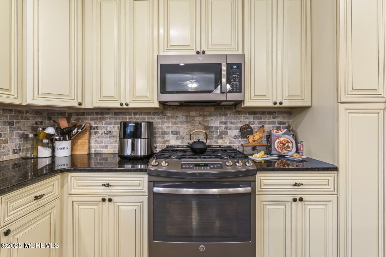 725 Province Line Road Allentown, NJ 08501 - Photo 17 of 41 photos_web_resolution_HOM02678