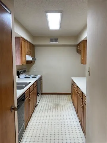 $1,700 | 133 Lakewood Drive, Unit B, Luling, LA 70070