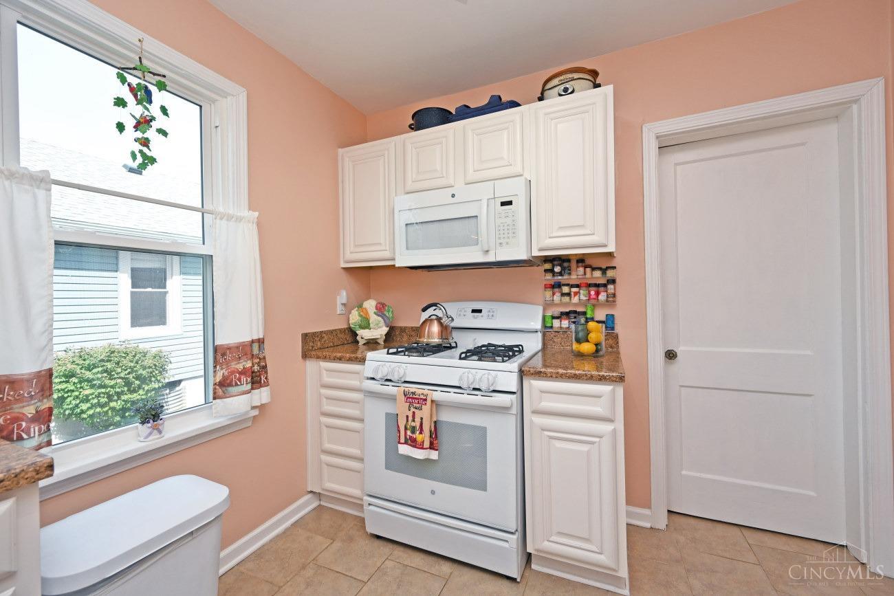4553 Cooper Road Blue Ash, OH 45242 - Photo 15 of 26 Gallery Image 15