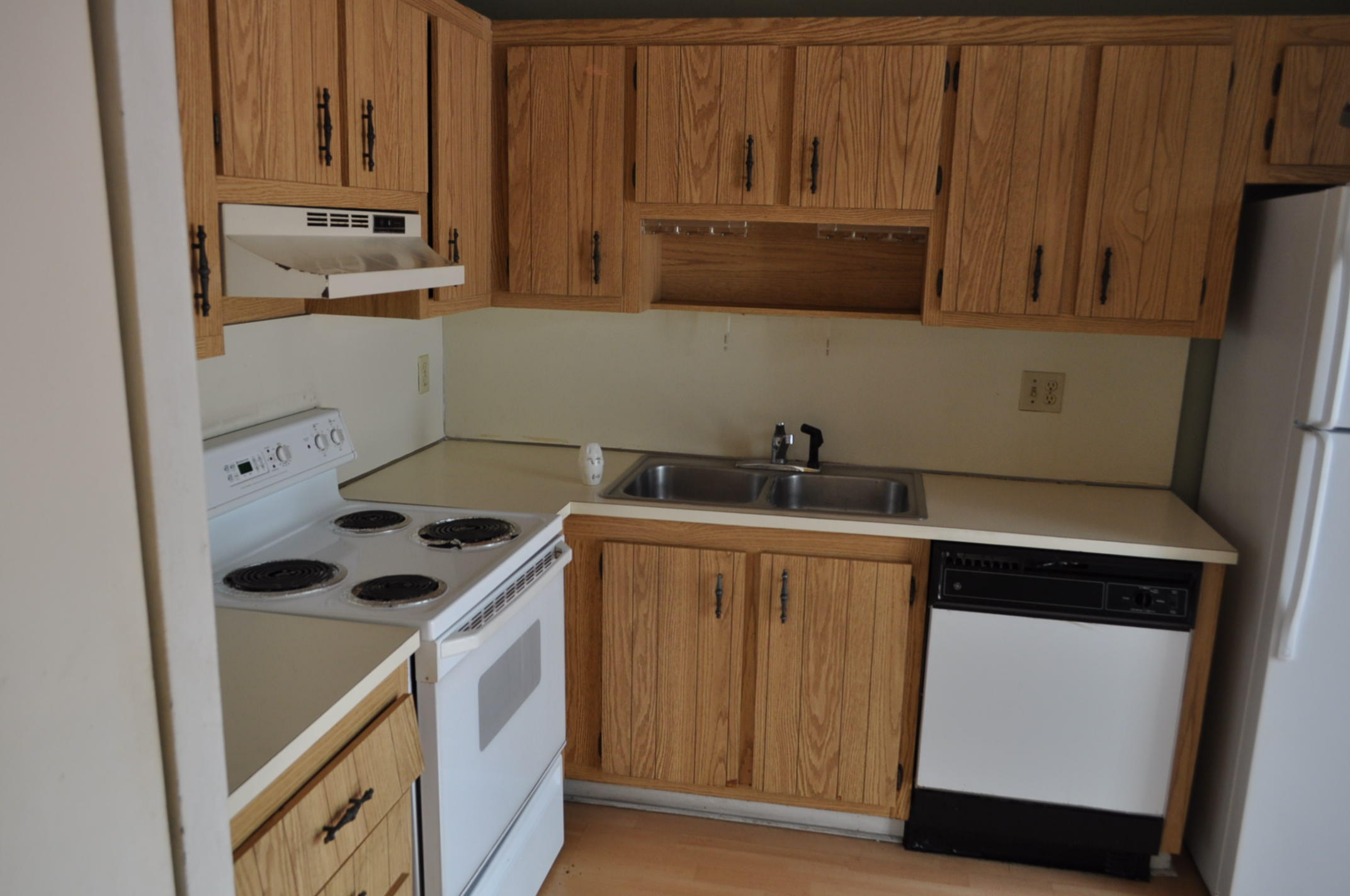 9210 Southwest 5th Street, Unit B Boca Raton, FL 33428 - Photo 7 of 16 DSC_0119.JPG