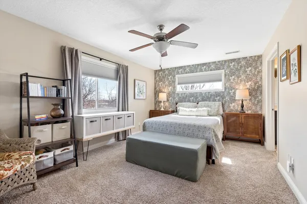 $200,000 | 4107 Creek Hill Drive, Unit 7, Bettendorf, IA 52722