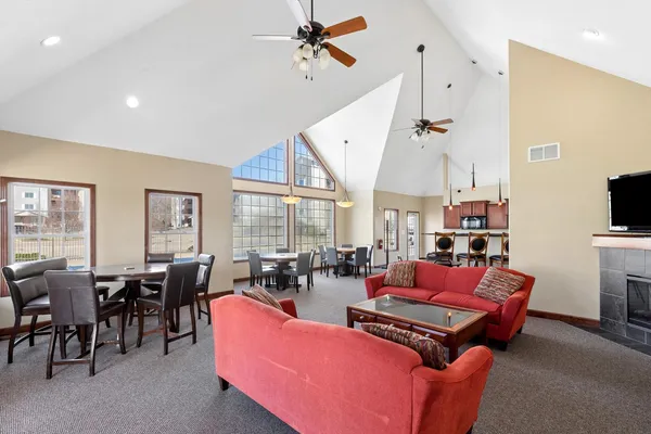 $200,000 | 4107 Creek Hill Drive, Unit 7, Bettendorf, IA 52722