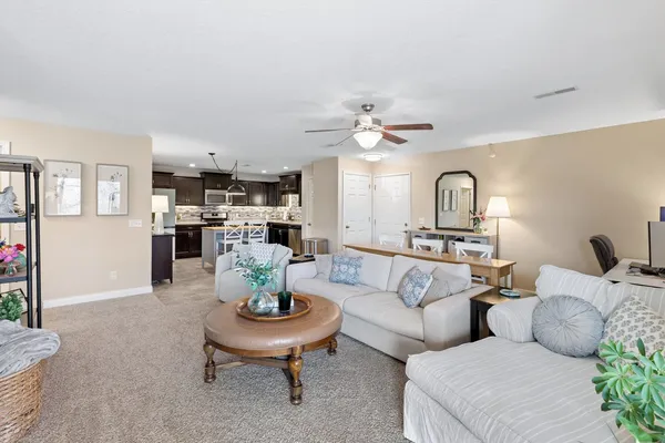 $200,000 | 4107 Creek Hill Drive, Unit 7, Bettendorf, IA 52722