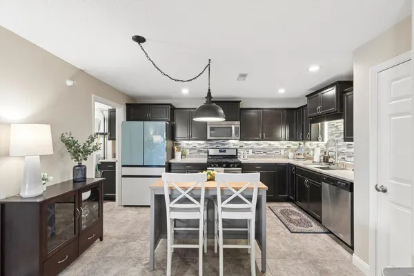 $200,000 | 4107 Creek Hill Drive, Unit 7, Bettendorf, IA 52722