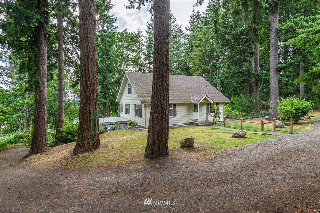 2014 Samish Way Bellingham, WA 98229 - Photo 2 of 25 Gallery Image 2