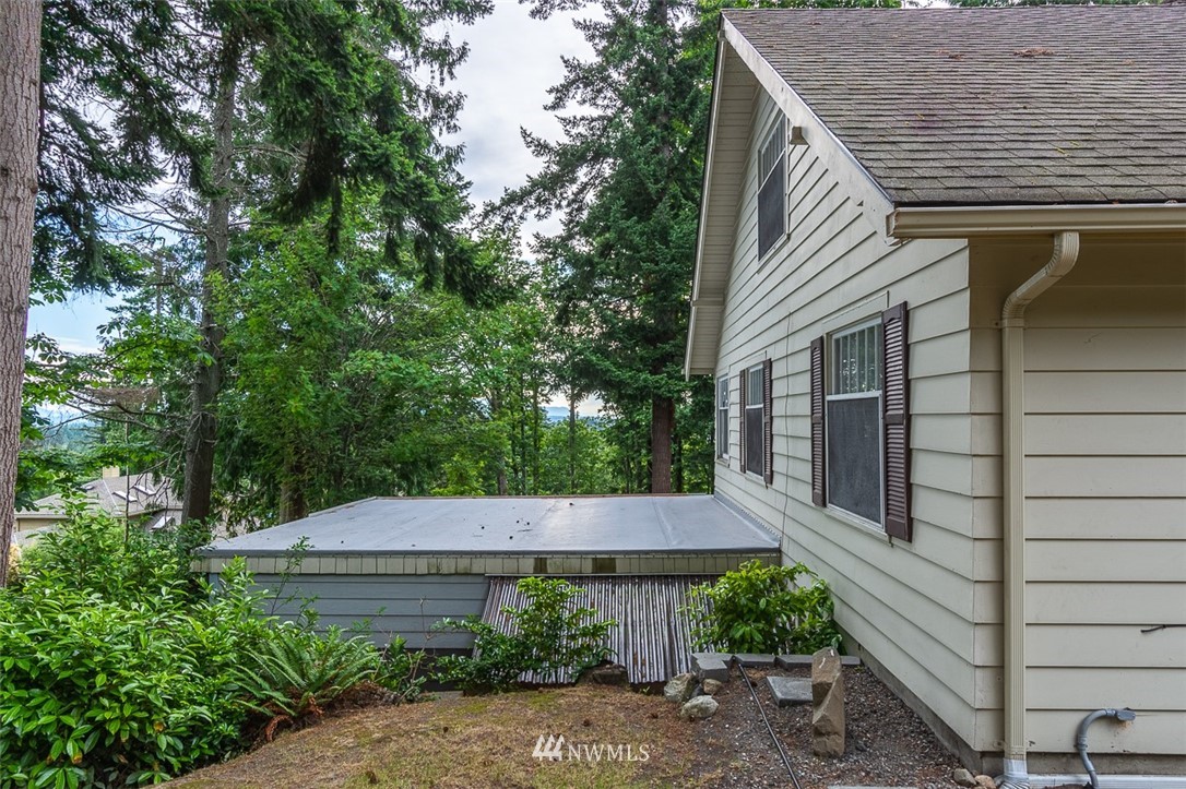 2014 Samish Way Bellingham, WA 98229 - Photo 3 of 25 Gallery Image 3