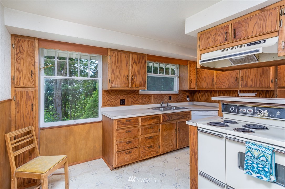2014 Samish Way Bellingham, WA 98229 - Photo 8 of 25 Gallery Image 8