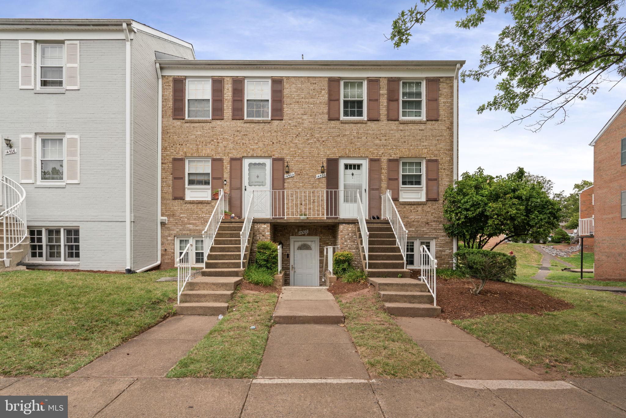14502 Golden Oak Road Centreville, VA 20121 - Photo 2 of 22