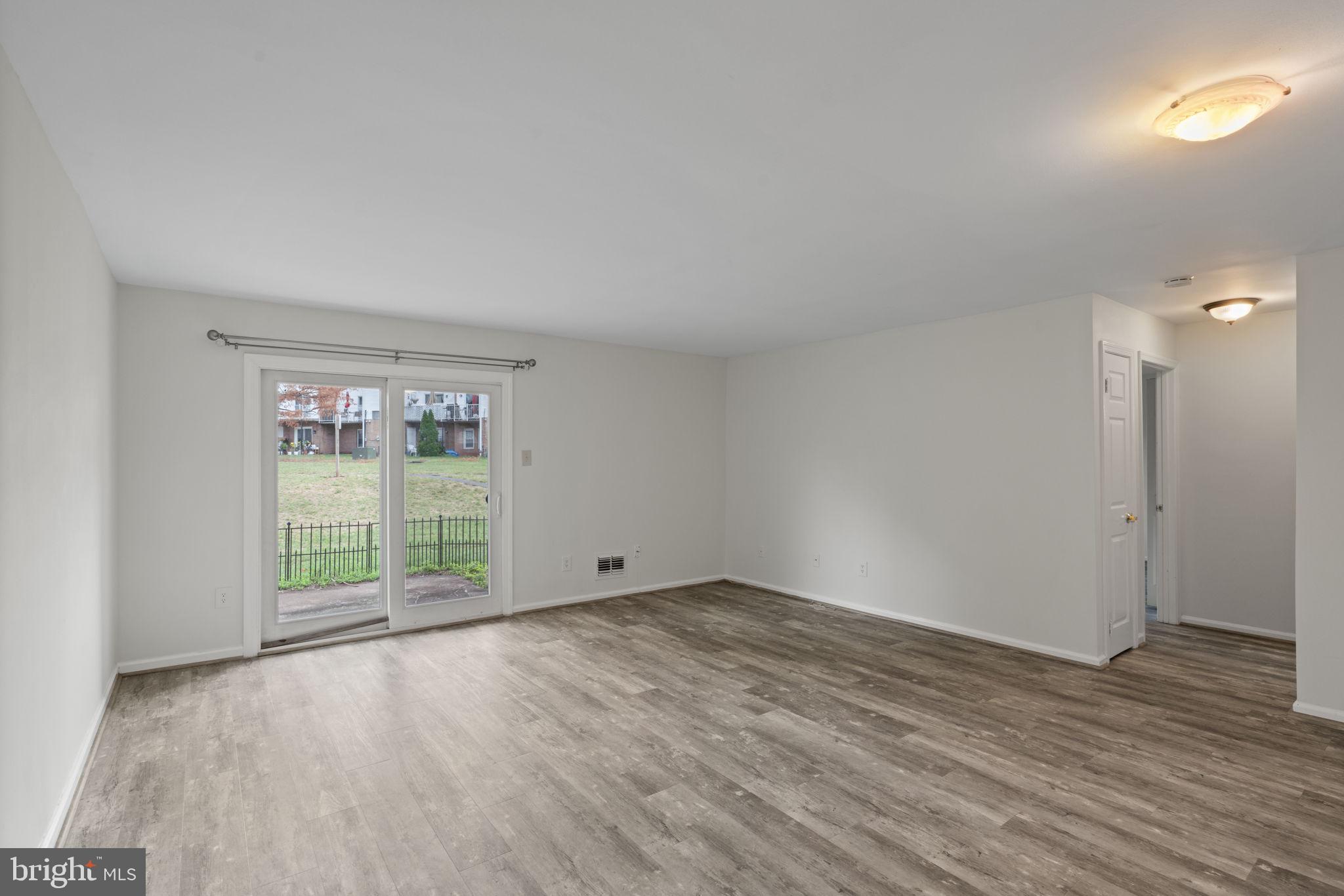 14502 Golden Oak Road Centreville, VA 20121 - Photo 7 of 22