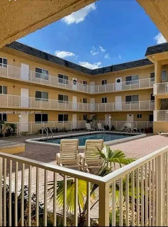 $1,750 | 7910 Taft Street, Unit 107, Pembroke Pines, FL 33024