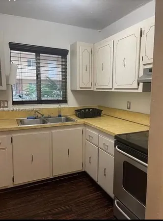 $1,750 | 7910 Taft Street, Unit 107, Pembroke Pines, FL 33024