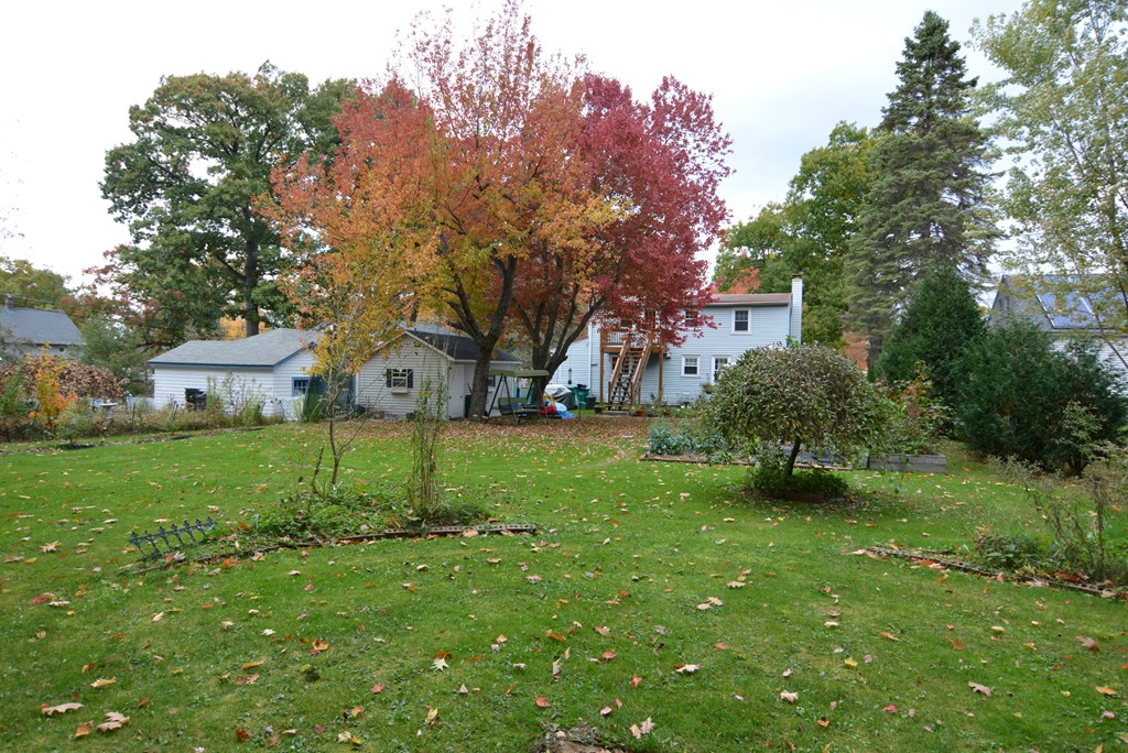 484 Franklin Road Fitchburg, MA 01420 - Photo 18 of 21 Gallery Image 18