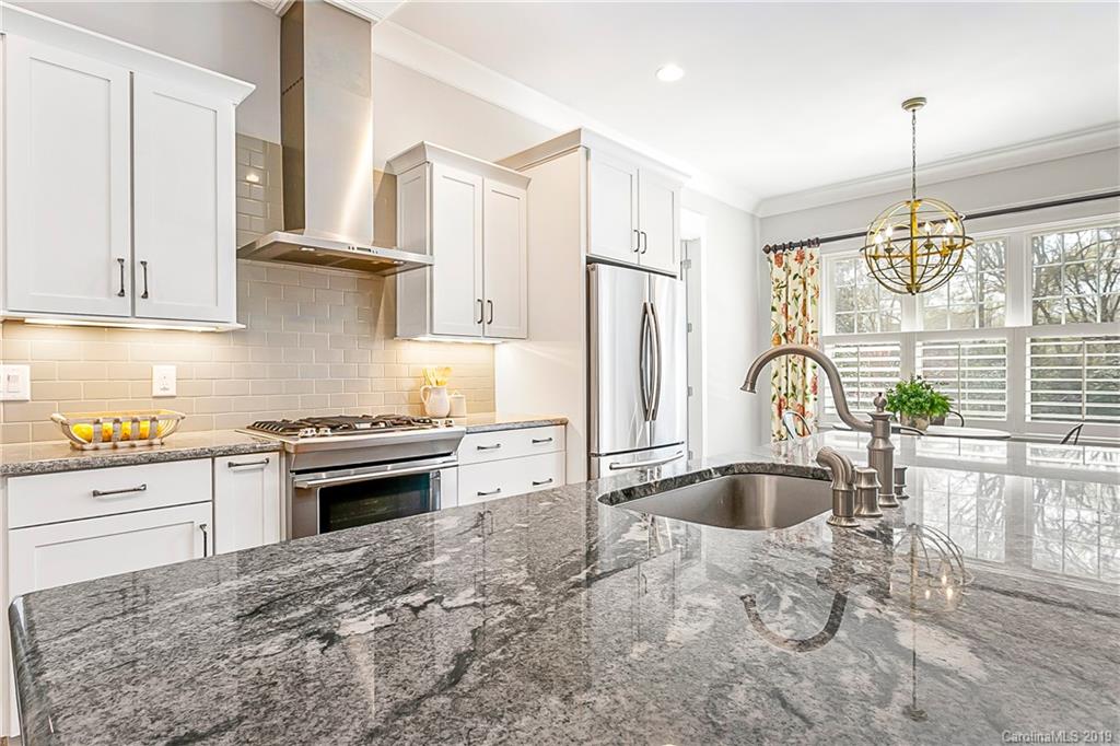 5018 Sharon View Road Charlotte, NC 28226 - Photo 13 of 35