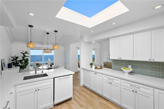 $2,277,000 | 21659 Ocean Vista Drive, Unit 20, Laguna Beach, CA 92651