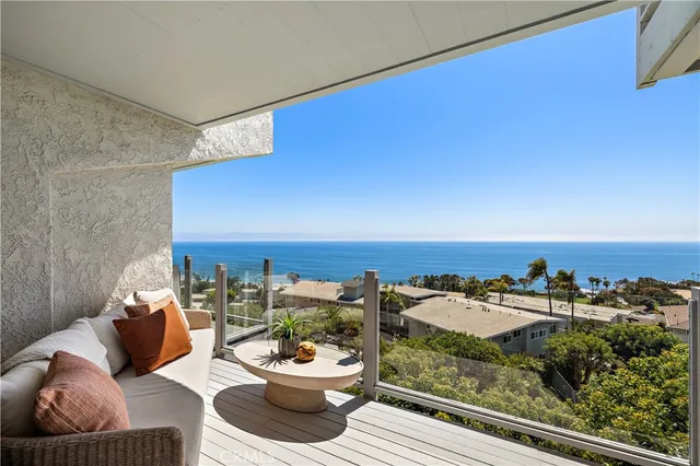 $2,277,000 | 21659 Ocean Vista Drive, Unit 20, Laguna Beach, CA 92651