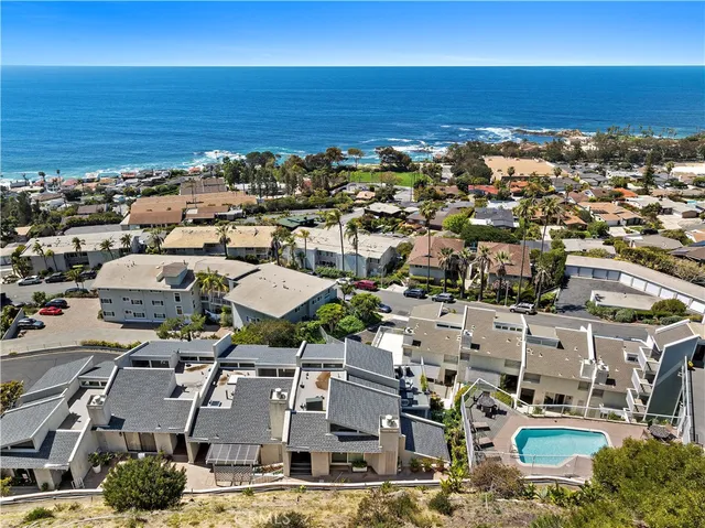 $2,277,000 | 21659 Ocean Vista Drive, Unit 20, Laguna Beach, CA 92651