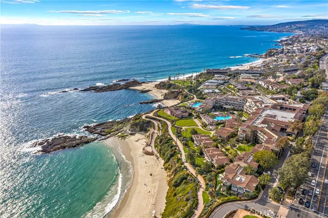 $2,277,000 | 21659 Ocean Vista Drive, Unit 20, Laguna Beach, CA 92651