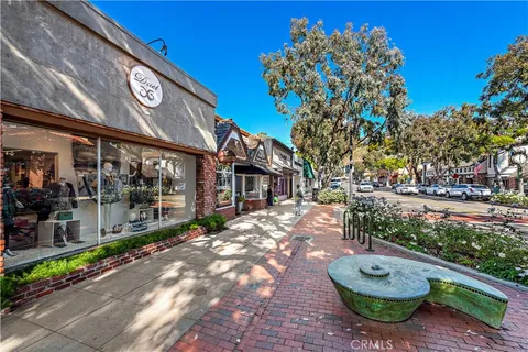 $2,277,000 | 21659 Ocean Vista Drive, Unit 20, Laguna Beach, CA 92651