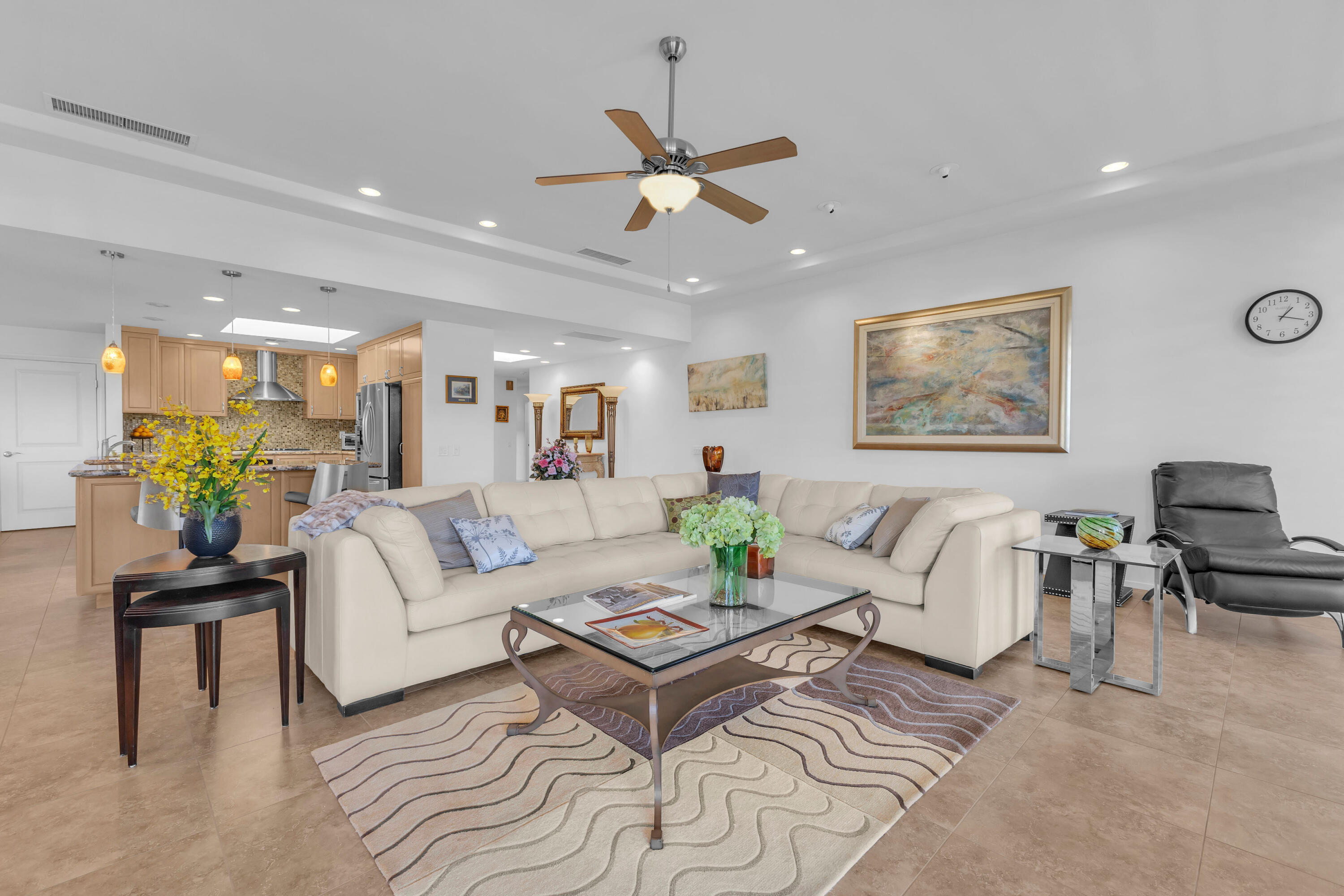 10 Colgate Drive Rancho Mirage, CA 92270 - Photo 8 of 49 a living room with furniture