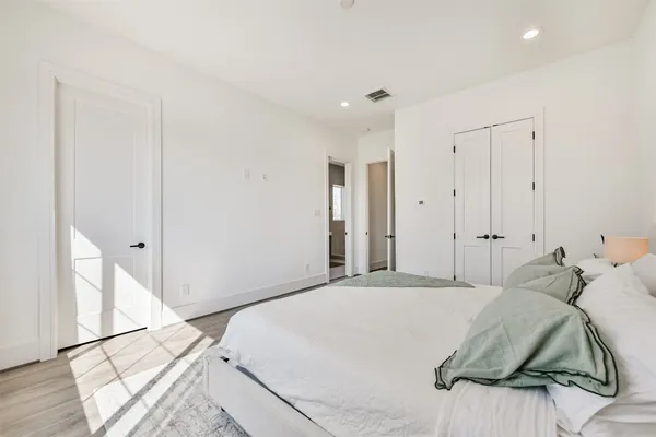 $2,750 | 4211 Nichols Street, Unit A, Houston, TX 77020