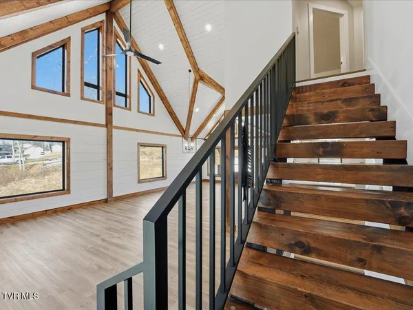 $750,000 | 248 Cherokee Cove, Rutledge, TN 37861