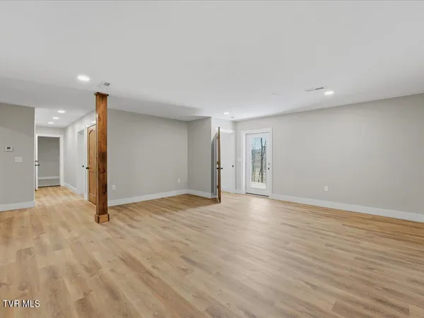 $750,000 | 248 Cherokee Cove, Rutledge, TN 37861