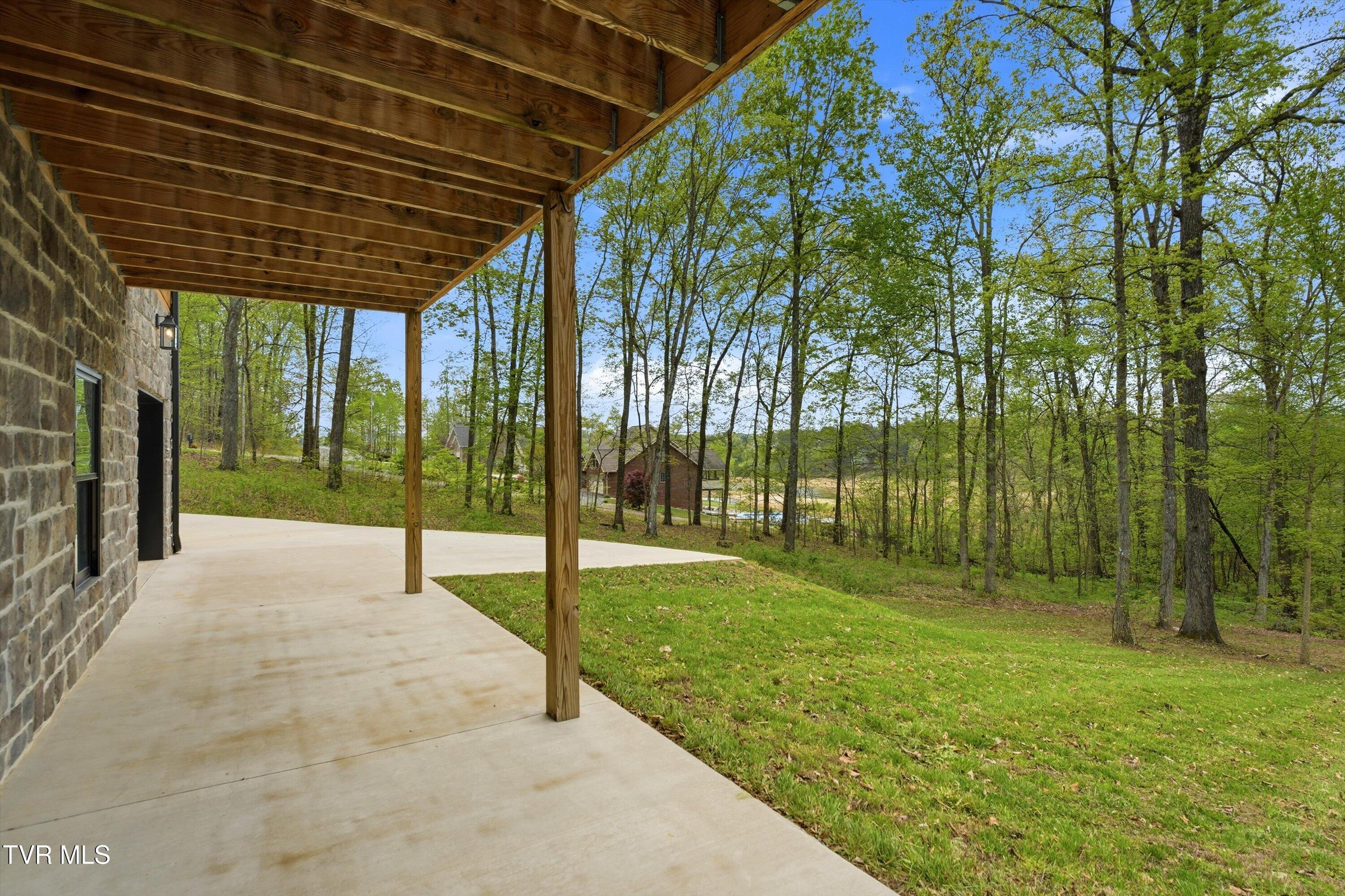248 Cherokee Cove Rutledge, TN 37861 - Photo 47 of 64 248 Cherokee Cv - 43