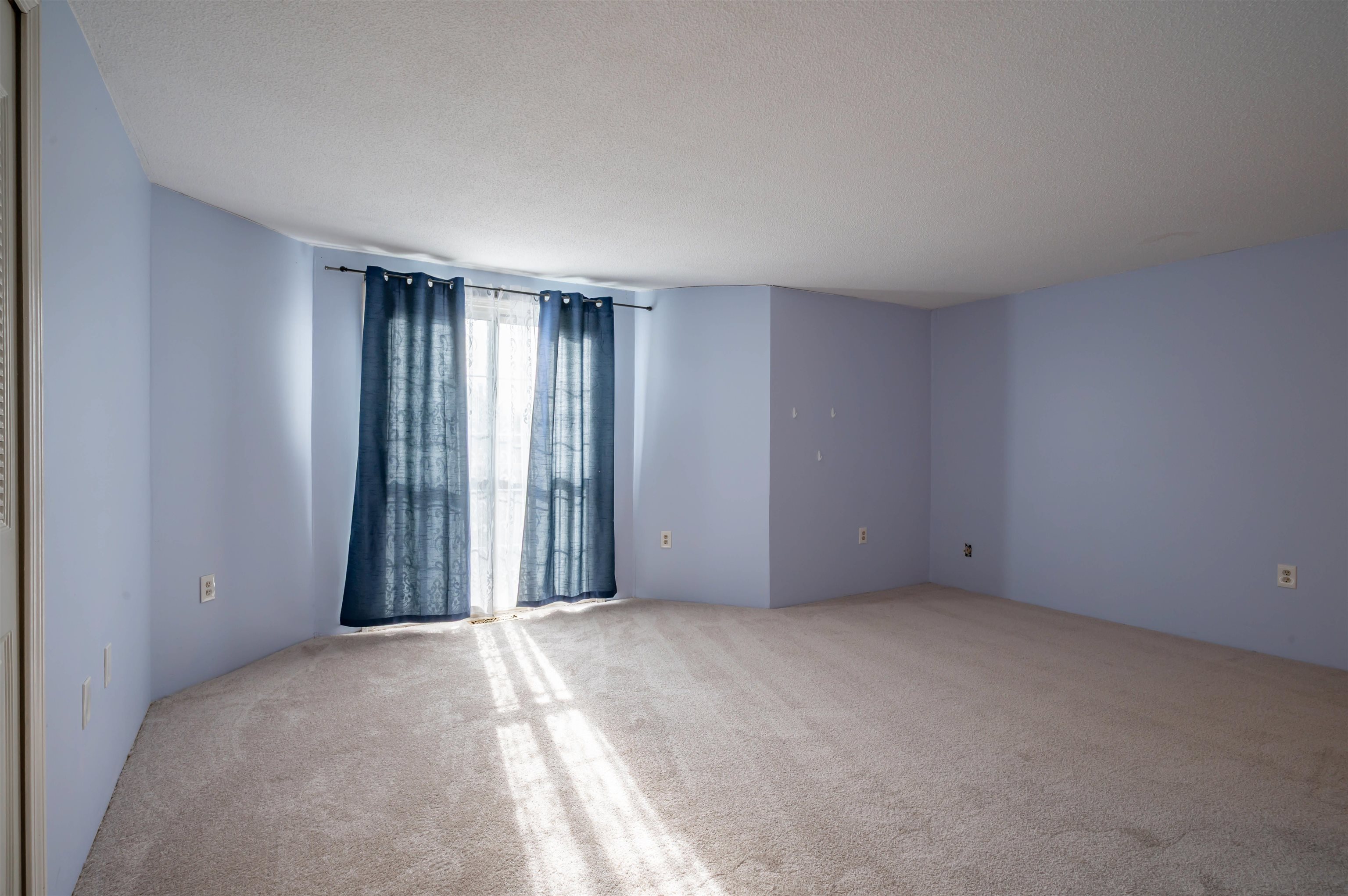 181 Cannongate III Road Nashua, NH 03063 - Photo 12 of 28
