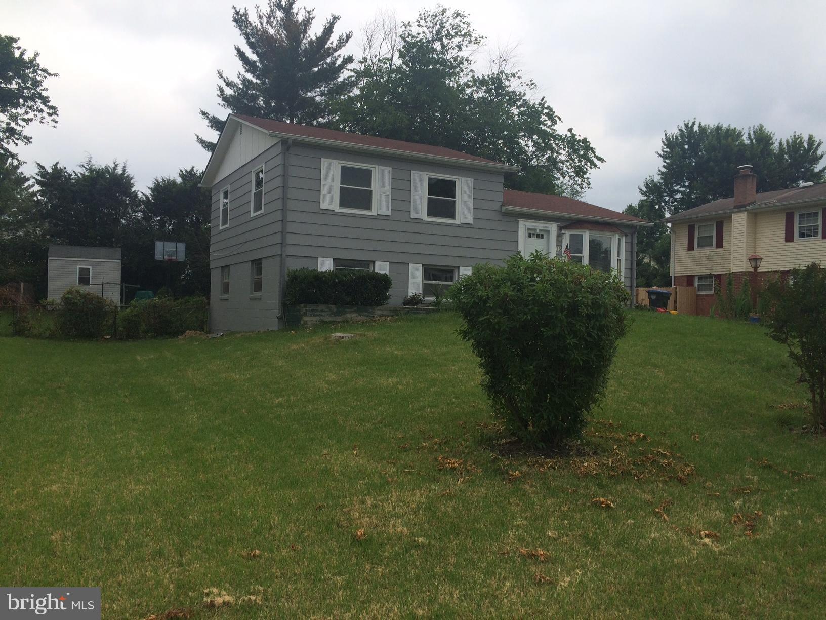 116 North Sycamore Road Sterling, VA 20164 - Photo 2 of 21 Exterior (General)