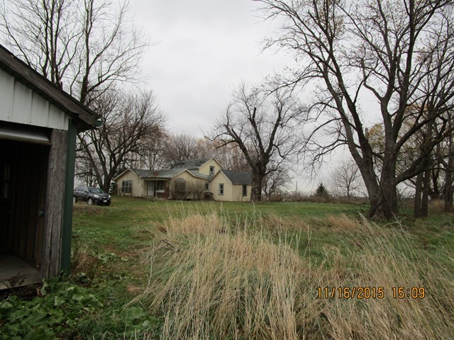 17333 East Lind Road Rochelle, IL 61068 - Photo 4 of 25 a view of backyard with green space