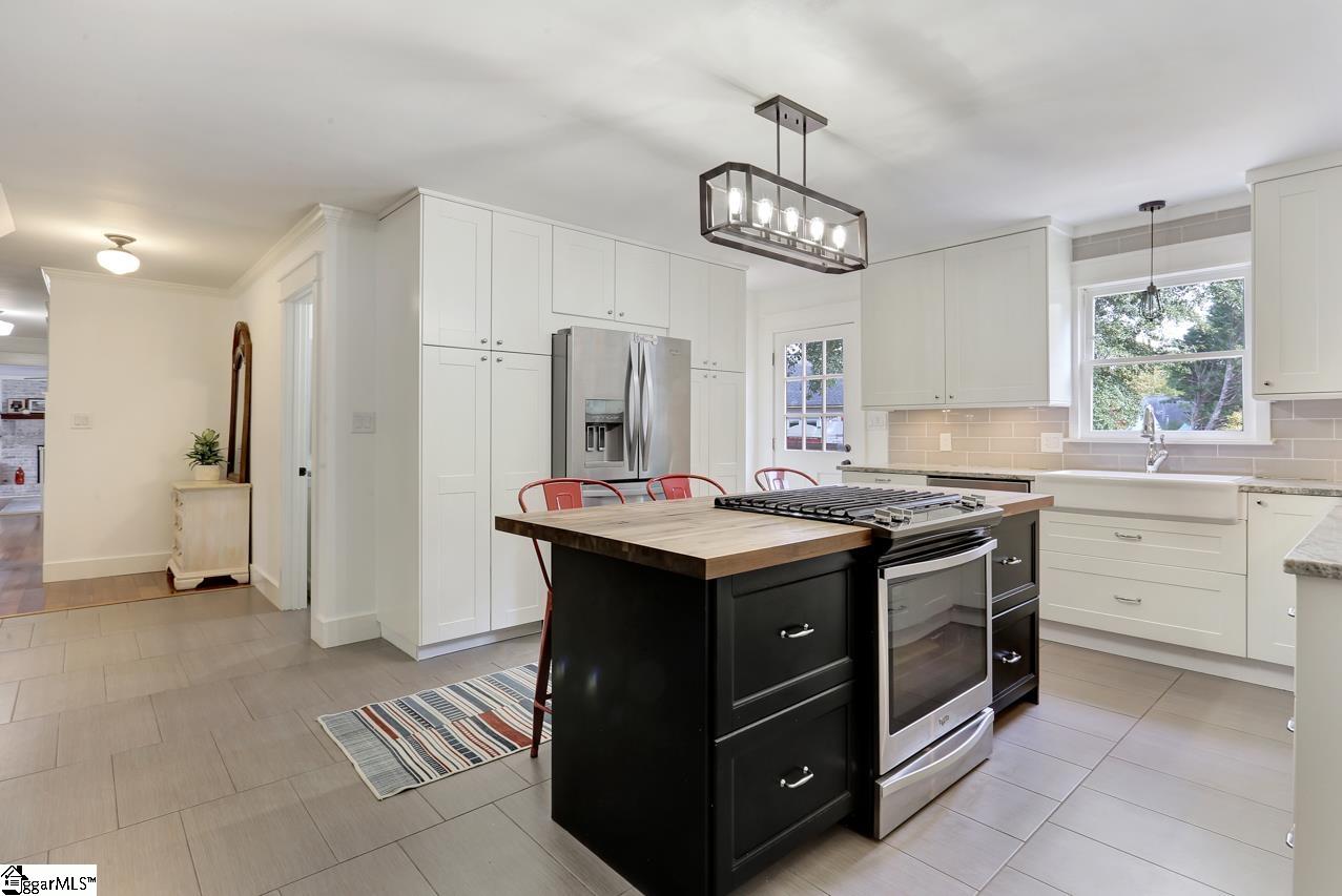 315 Quail Run Circle Fountain Inn, SC 29644 - Photo 7 of 36 Gallery Image 7