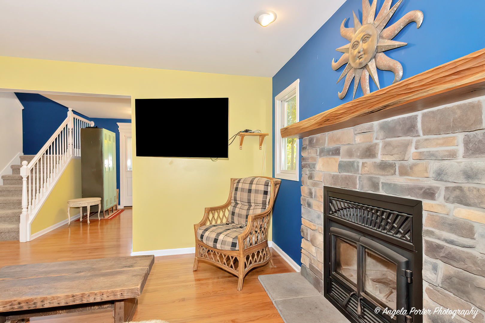 6715 Normandy Drive Spring Grove, IL 60081 - Photo 5 of 31 a view of a terrace with furniture and a flat screen tv