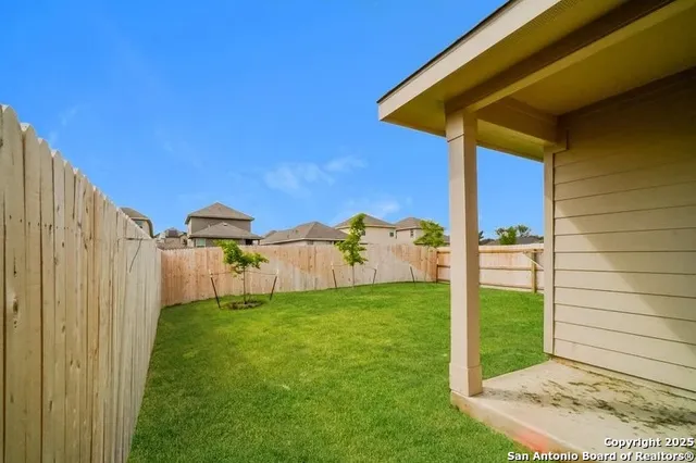 $1,650 | 9315 Dogwood Hill, San Antonio, TX 78211
