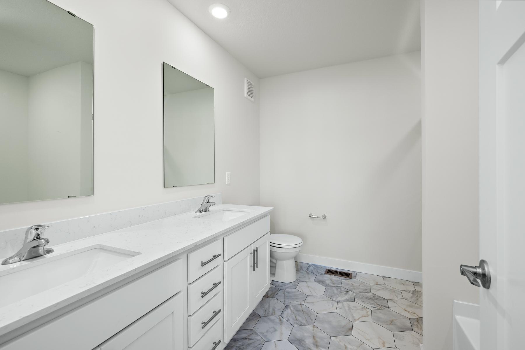 514 Spruce Court North Cambridge, MN 55008 - Photo 11 of 24