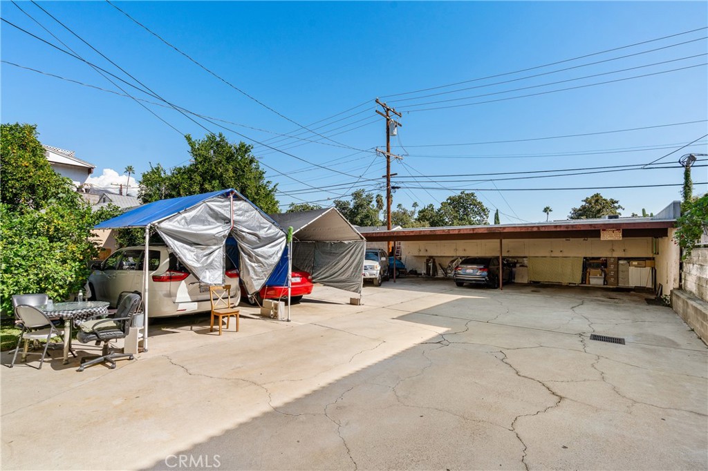 1116 Rosedale Avenue Glendale, CA 91201 - Photo 5 of 8 a view of outdoor space with seating area