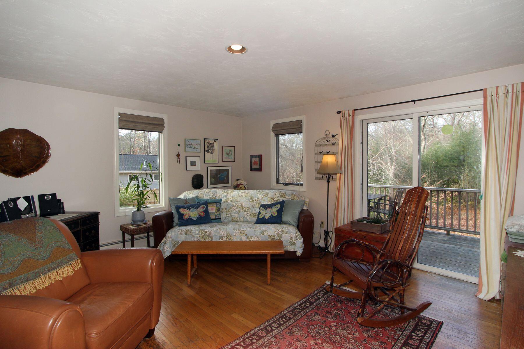 720 Quaker Road North Falmouth, MA 02556 - Photo 14 of 35 720quakerbedrm2